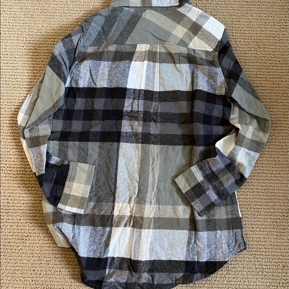 Flannel - Picture 3 of 4